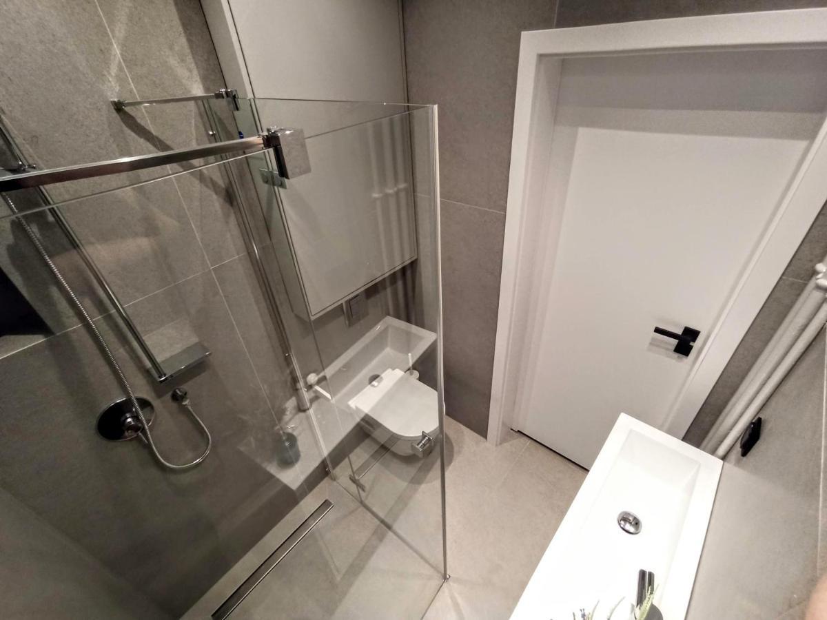 Comfy Apartments - Old Town Center Гданск Екстериор снимка