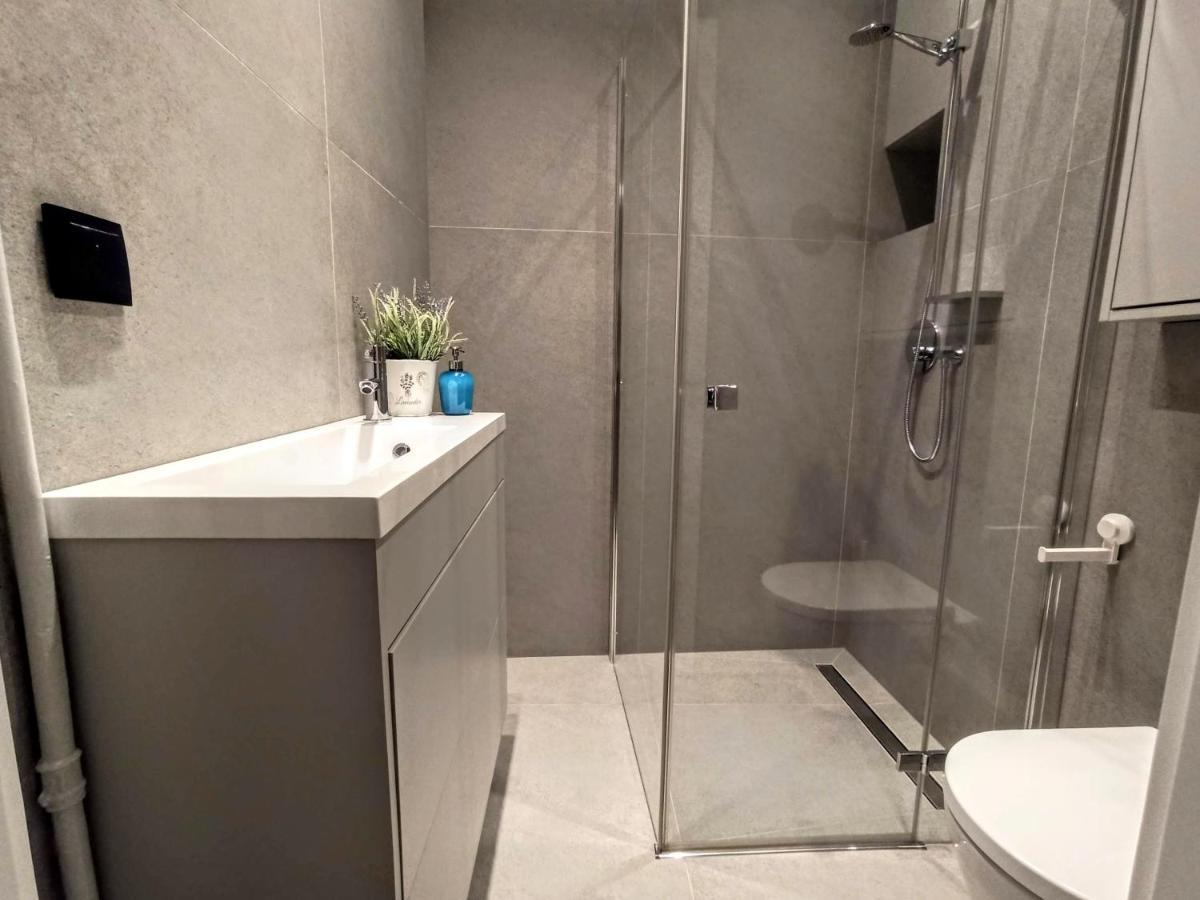 Comfy Apartments - Old Town Center Гданск Екстериор снимка